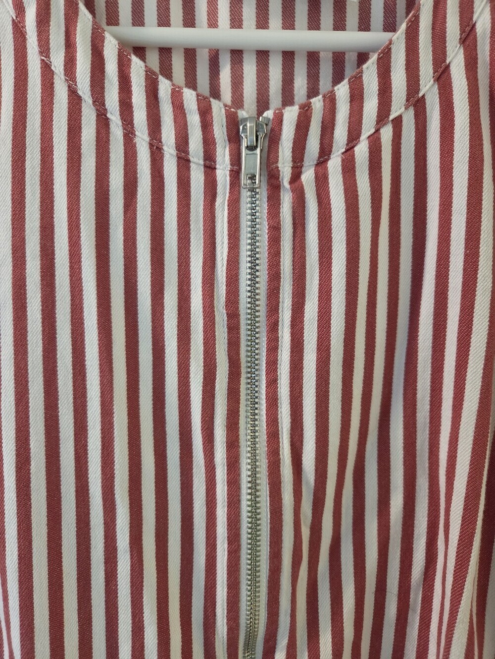 D & Co Chic Striped Red and White Zip Front Peplum Jacket Or Top. Sz XL - Picture 5 of 8